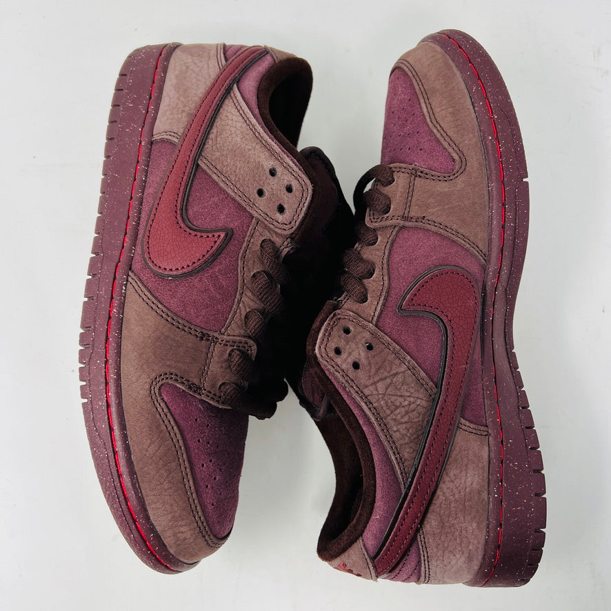 Nike SB Dunk Low City of Love Burgundy Crush