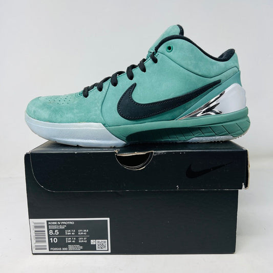 The Nike Kobe 4 Protro Girl Dad, elegantly displayed in its sleek black shoebox, is a green and black basketball shoe featuring a bold black swoosh and silver heel accents. This 2024 release in size 8.5 US shows minimal wear thats barely noticeable.