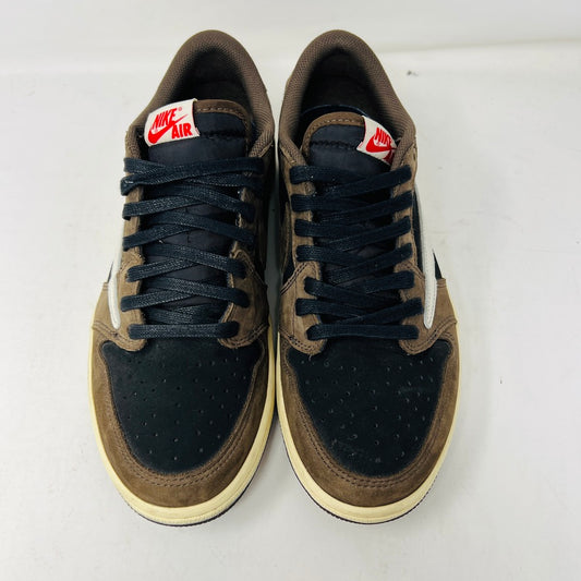 Jordan 1 Retro Low OG SP Travis Scott Mocha sneakers on box with extra laces, condition 9.5/10.