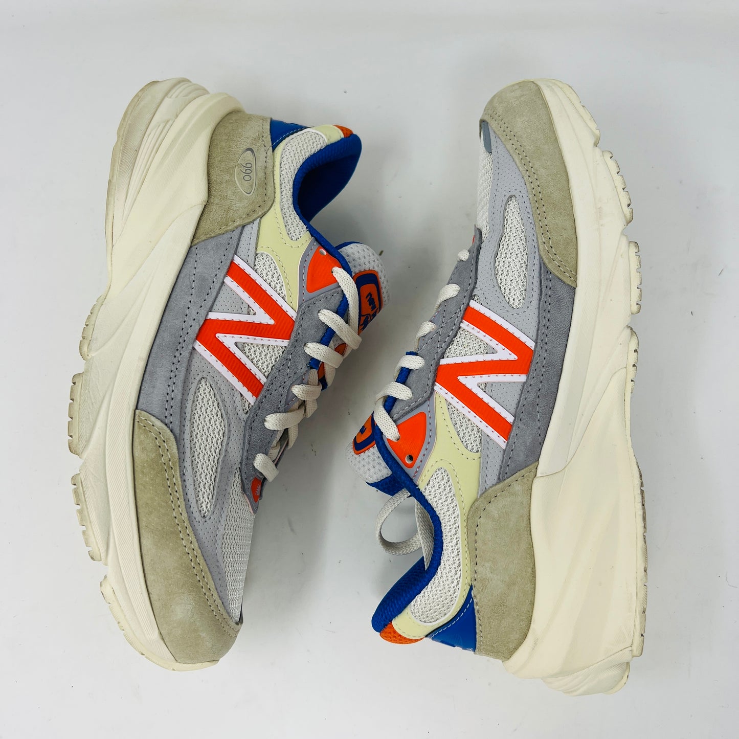 New Balance 990v6 MiUSA Ronnie Fieg Madison Square Garden Sandrift