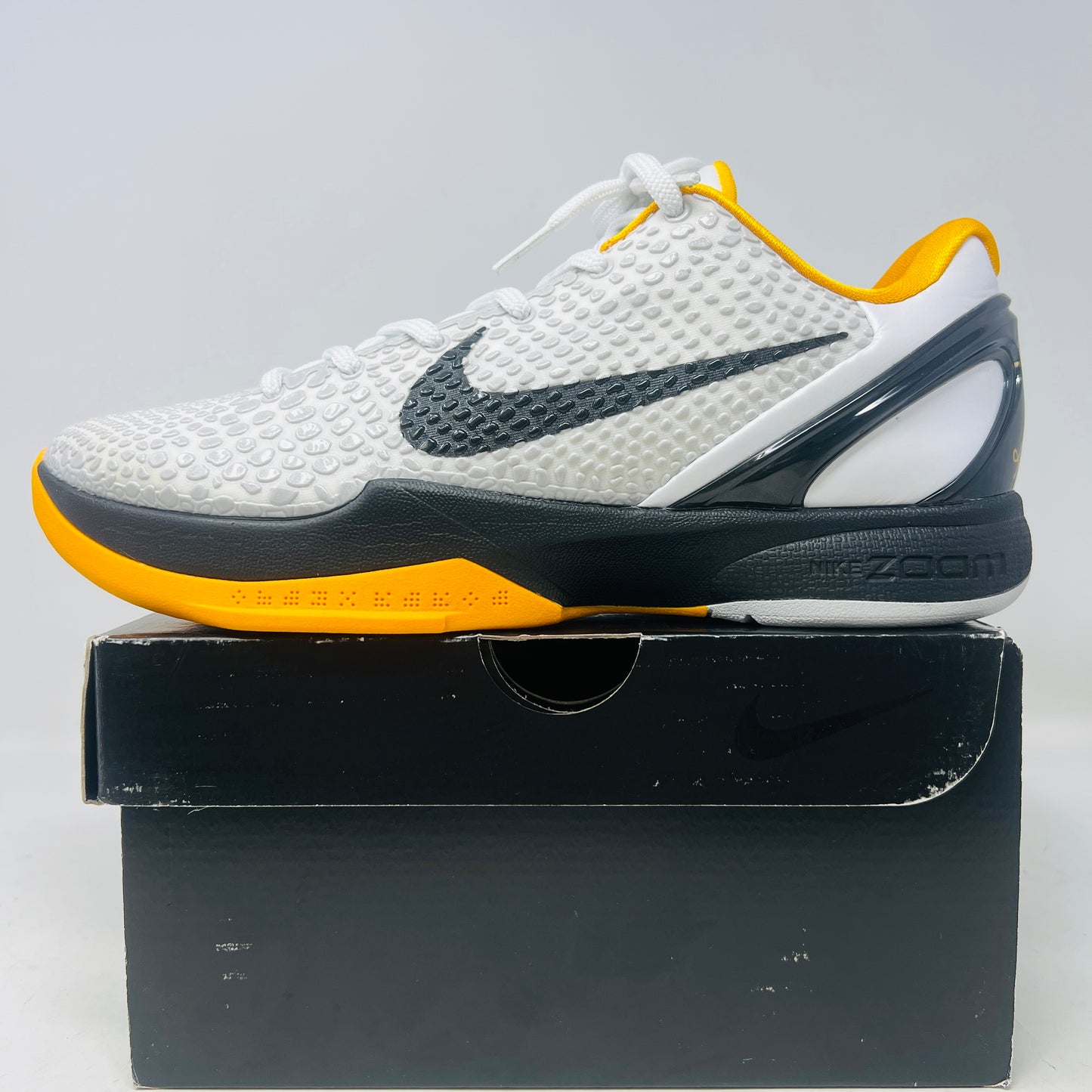 Kobe VI Playoff Pack Del Sol