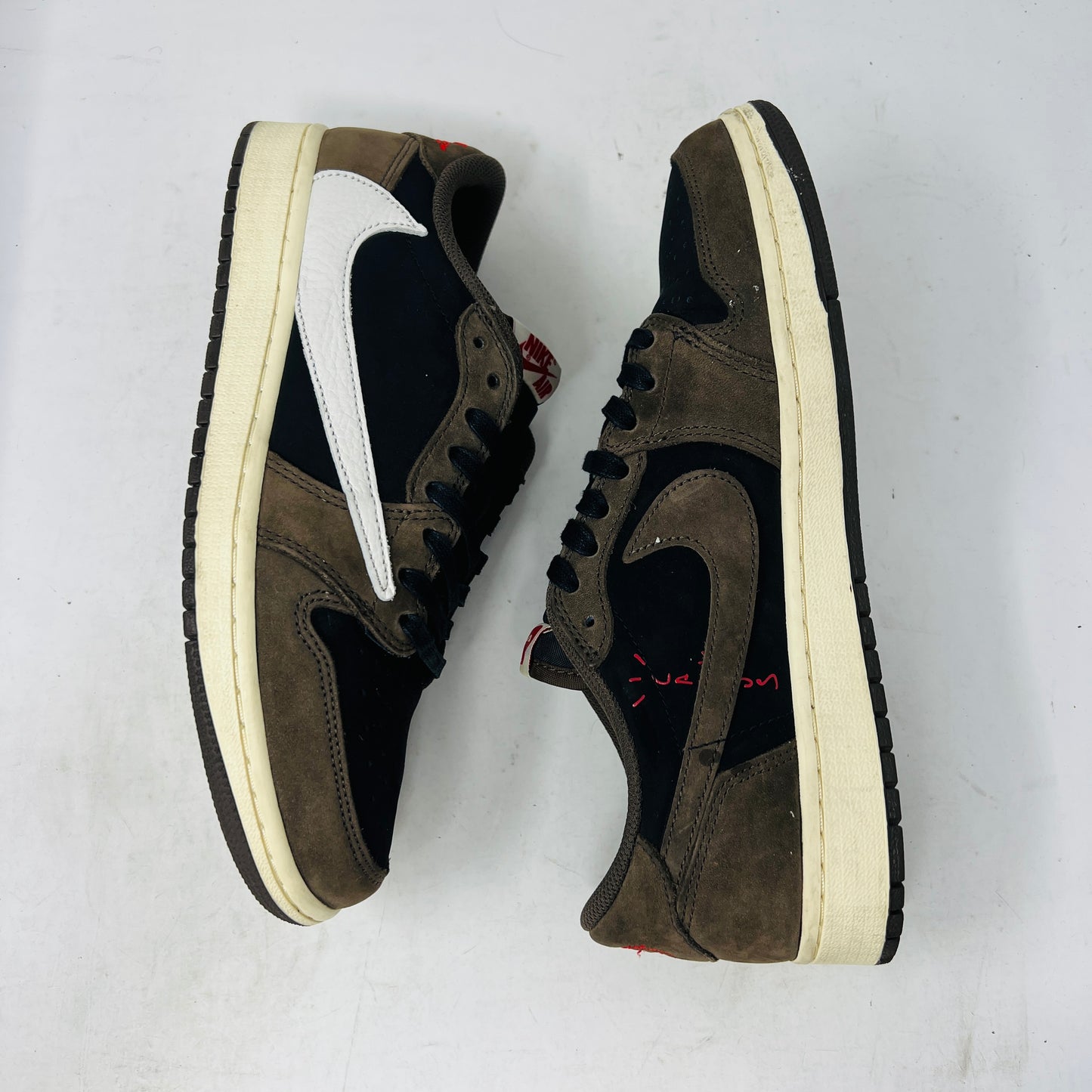 Jordan 1 Retro Low OG SP Travis Scott Mocha