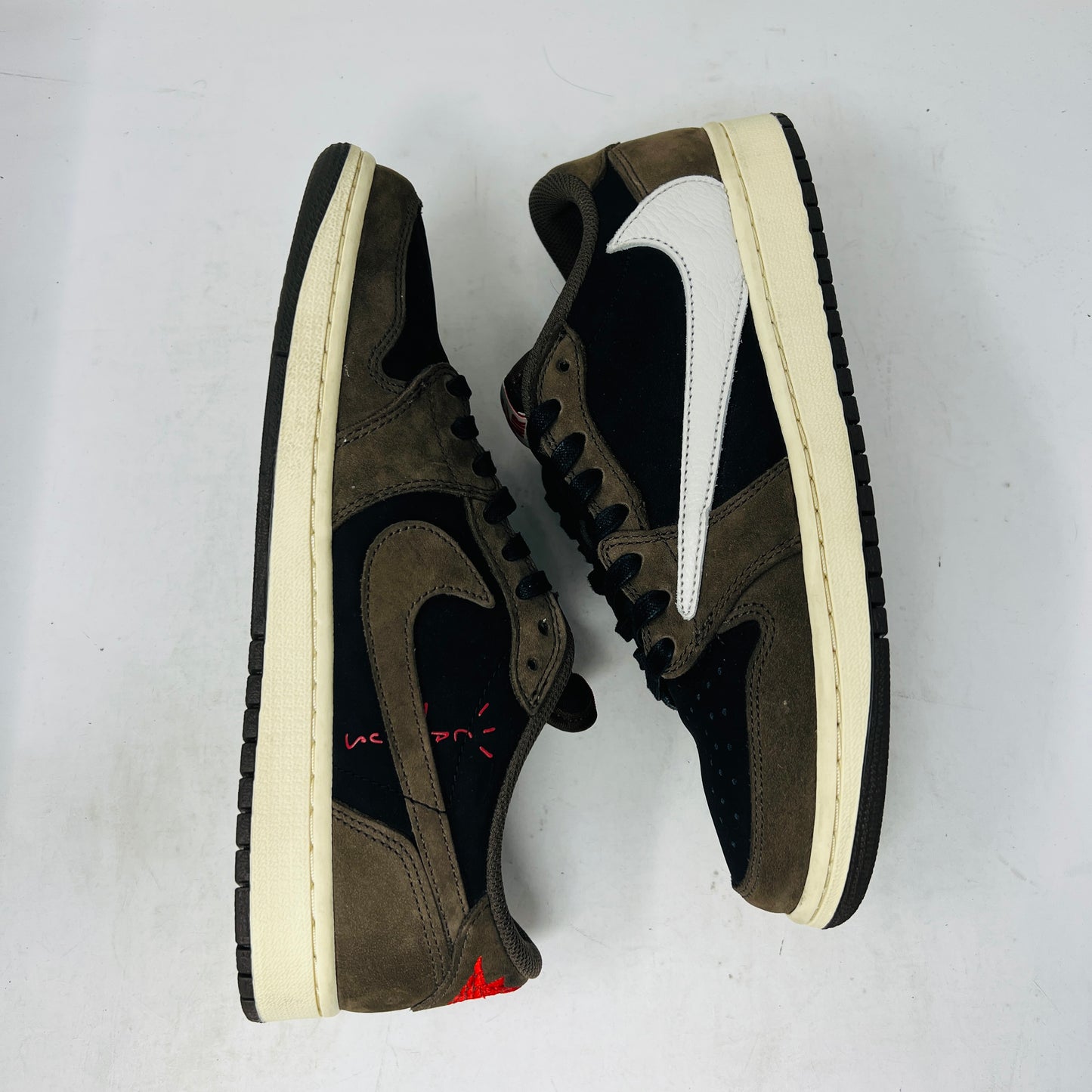 Jordan 1 Retro Low OG SP Travis Scott Mocha