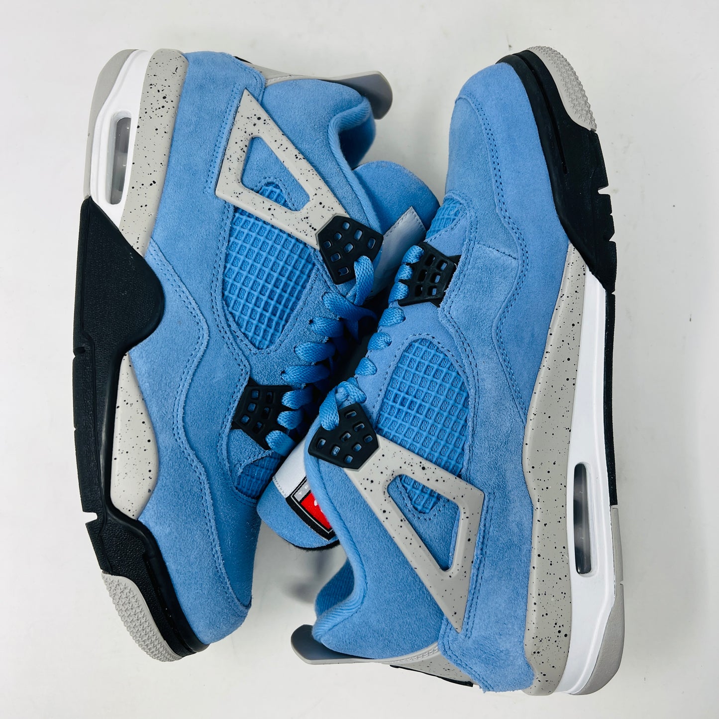 Jordan 4 Retro University Blue