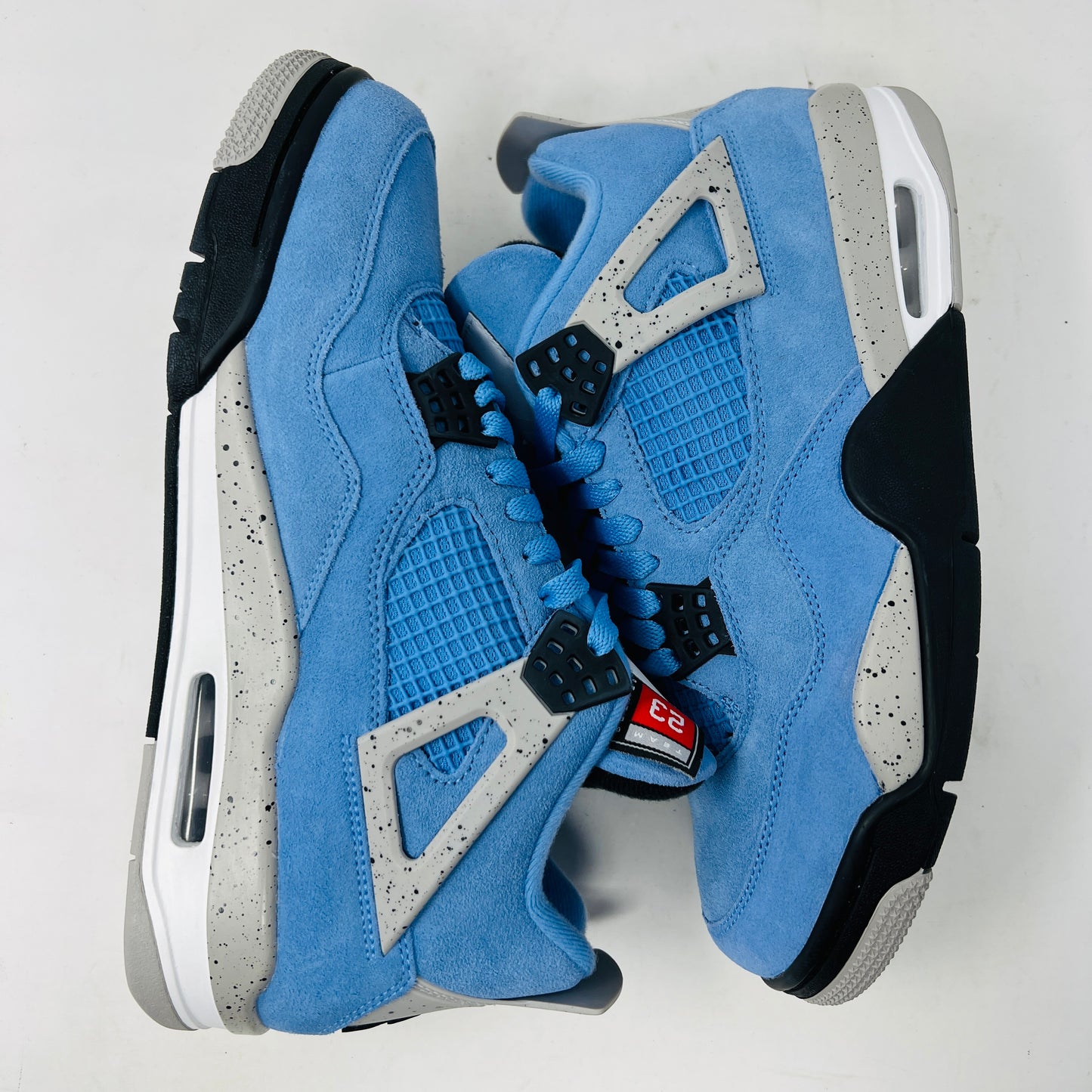 Jordan 4 Retro University Blue