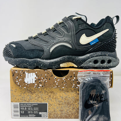 Nike Air Terra Humara Undefeated Black sneaker, size 10.5, clean uppers and soles with extra laces, displayed with box.