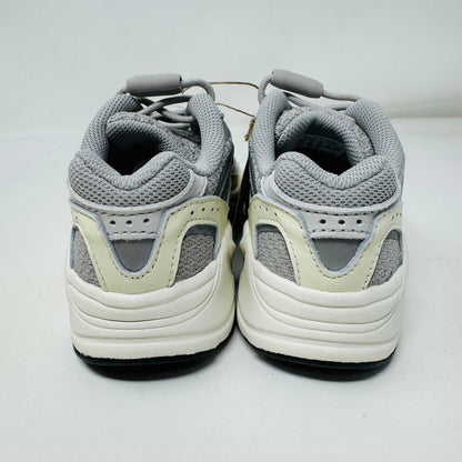 Kids' adidas Yeezy Boost 700 V2 Static, brand new condition, 2024 model.