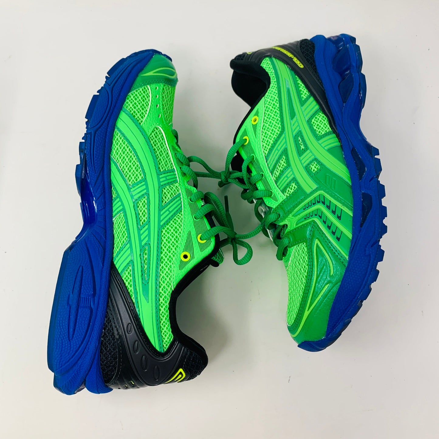 ASICS Gel-Kayano 14 Field Trip Recordings Fern Green sneakers, size 8, in near-new condition with original box.