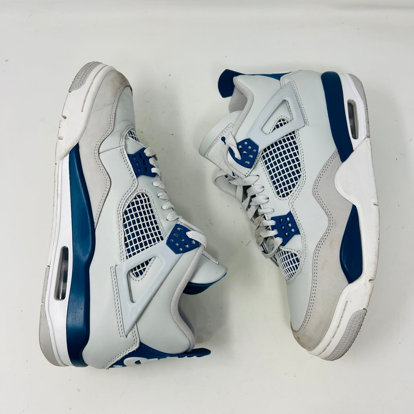 Jordan 4 Retro Military Blue (2024)