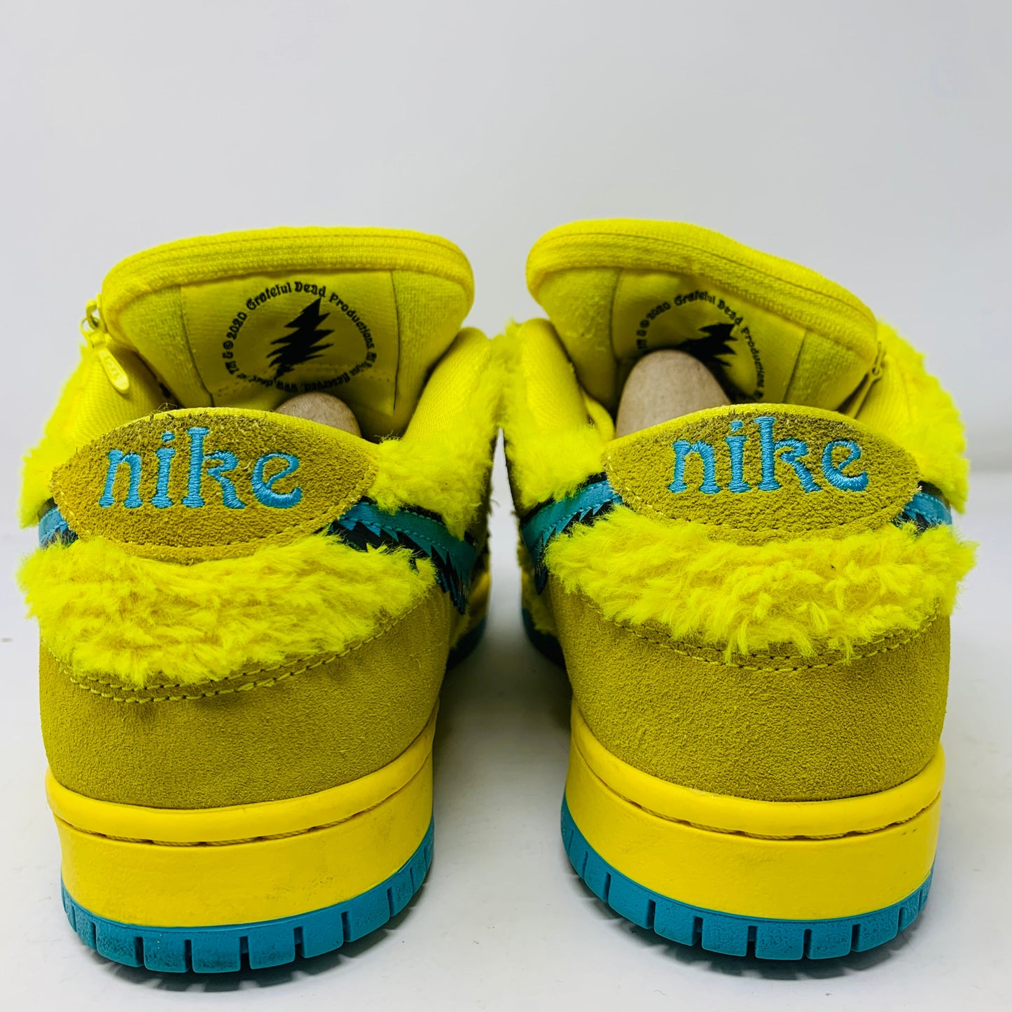 Nike SB Dunk Low Grateful Dead Bears Opti Yellow sneakers with vibrant yellow color and iconic bear design.