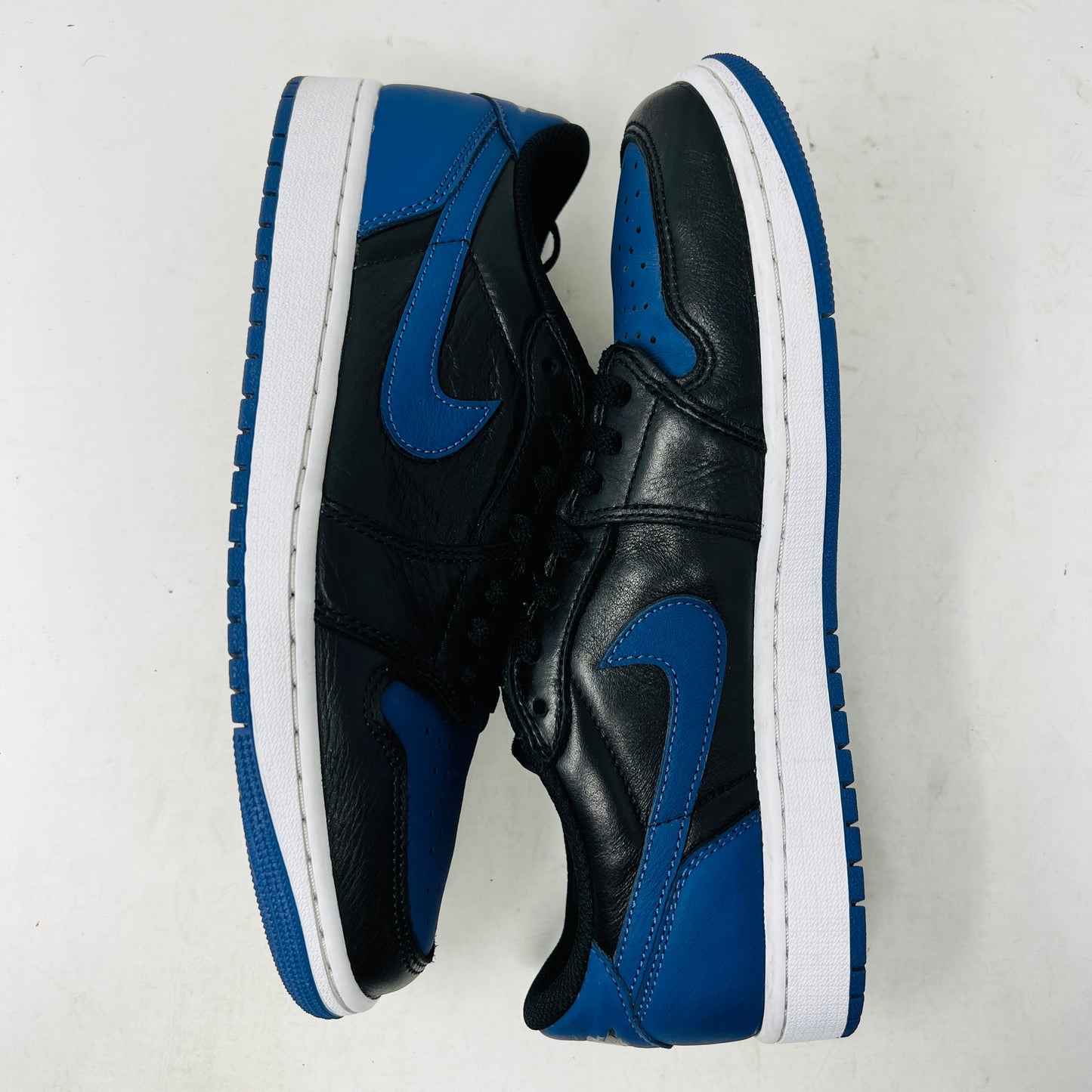 Jordan 1 Retro Low OG Mystic Navy