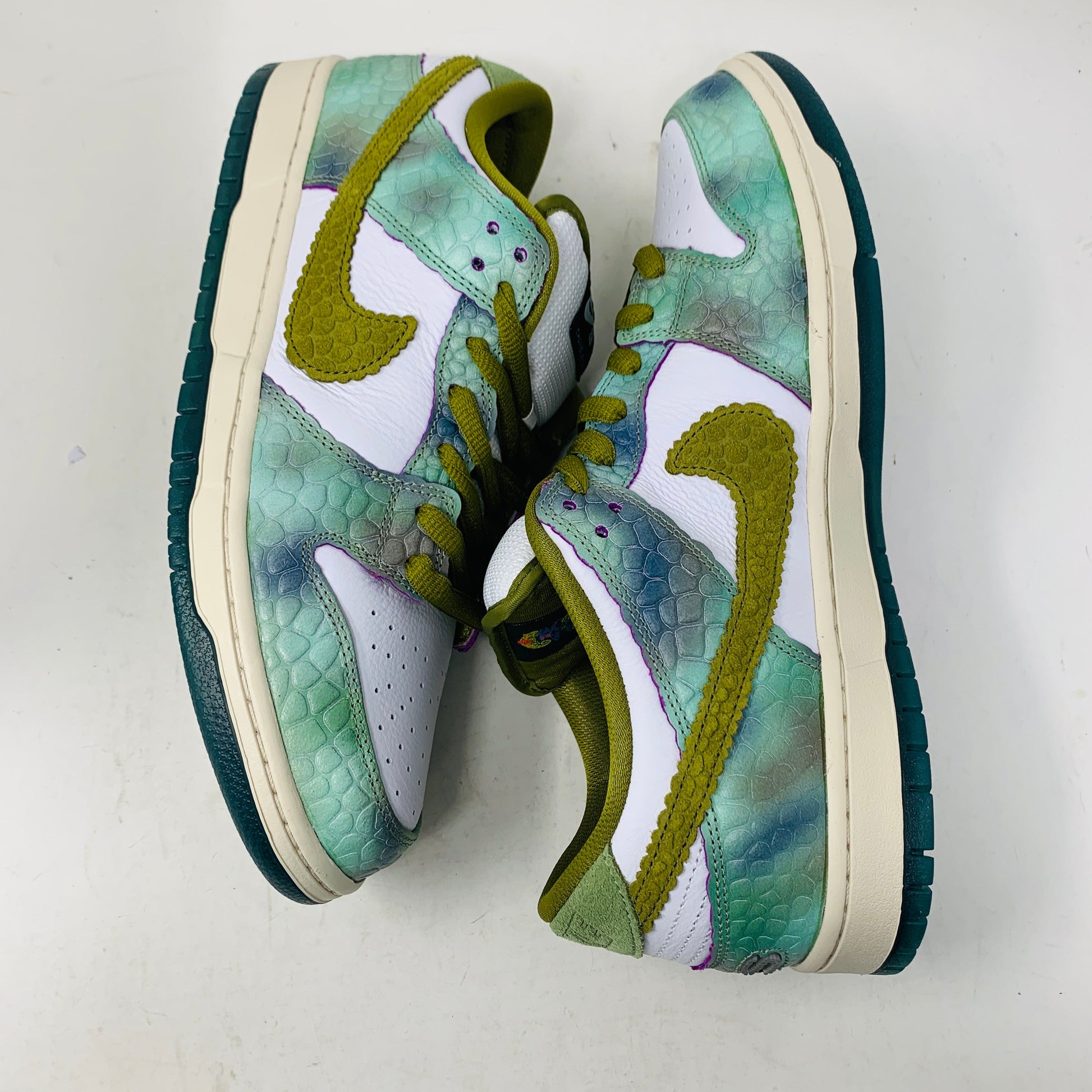 Nike SB Dunk Low Alexis Sablone Chameleon 2024 sneakers, brand new condition.