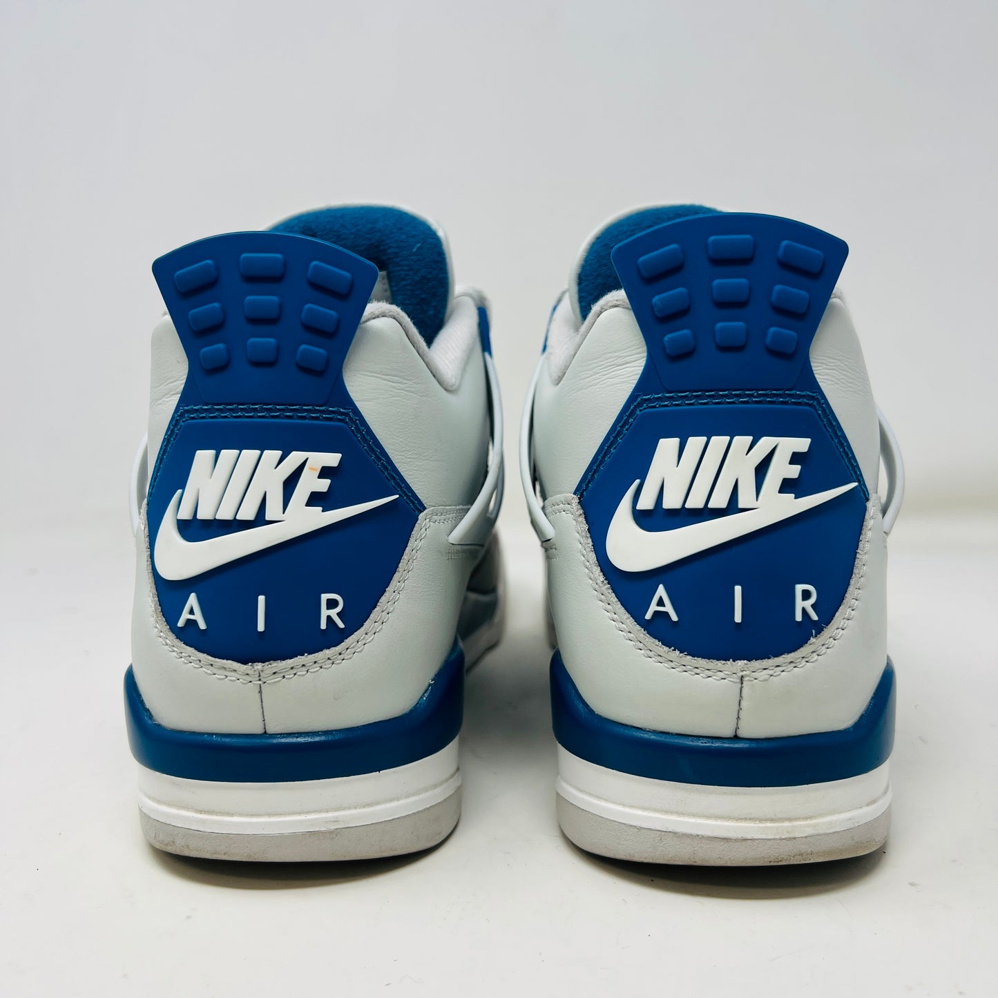 Jordan 4 Retro Military Blue (2024)