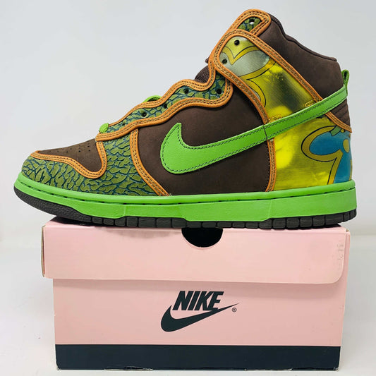 Nike SB Dunk High De La Soul 2005 sneakers with vibrant colors and premium leather design.