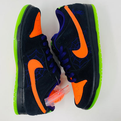 Nike SB Dunk Low Night of Mischief Halloween sneakers with orange, black, and green accents, featuring spiderweb design, brand new condition.