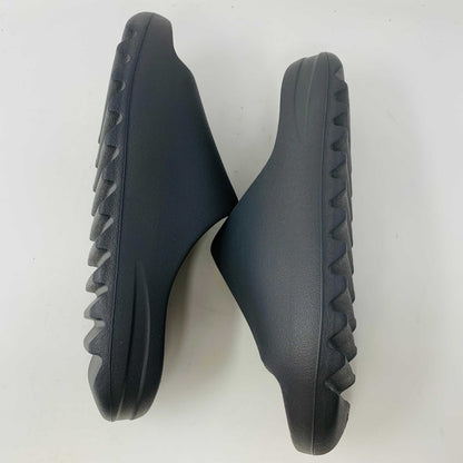 Adidas Yeezy Slide Granite, stylish and comfortable granite color footwear with iconic Adidas logo.