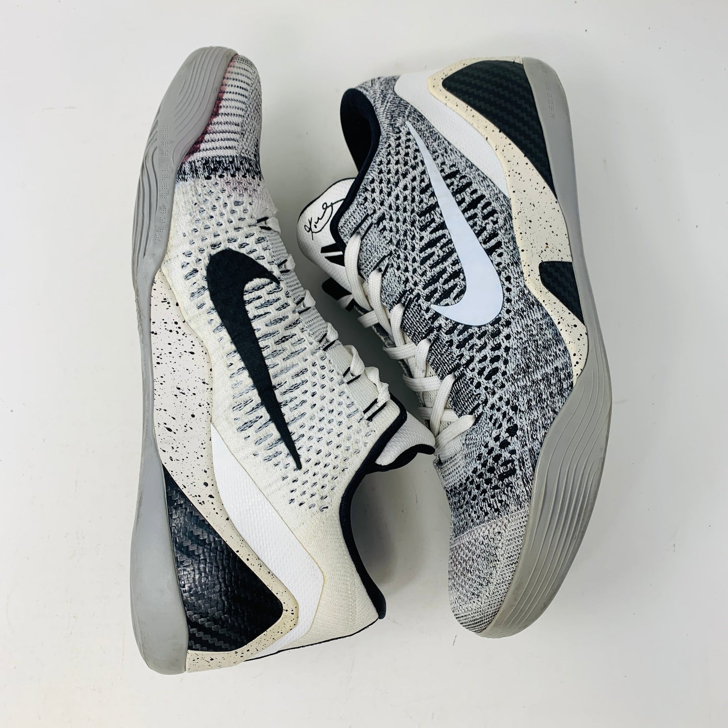 Nike Kobe 9 Elite Low Beethoven sneakers, clean uppers, 2014 release.