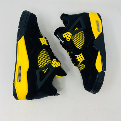 Jordan 4 Thunder 2023, brand new condition, black and yellow design.