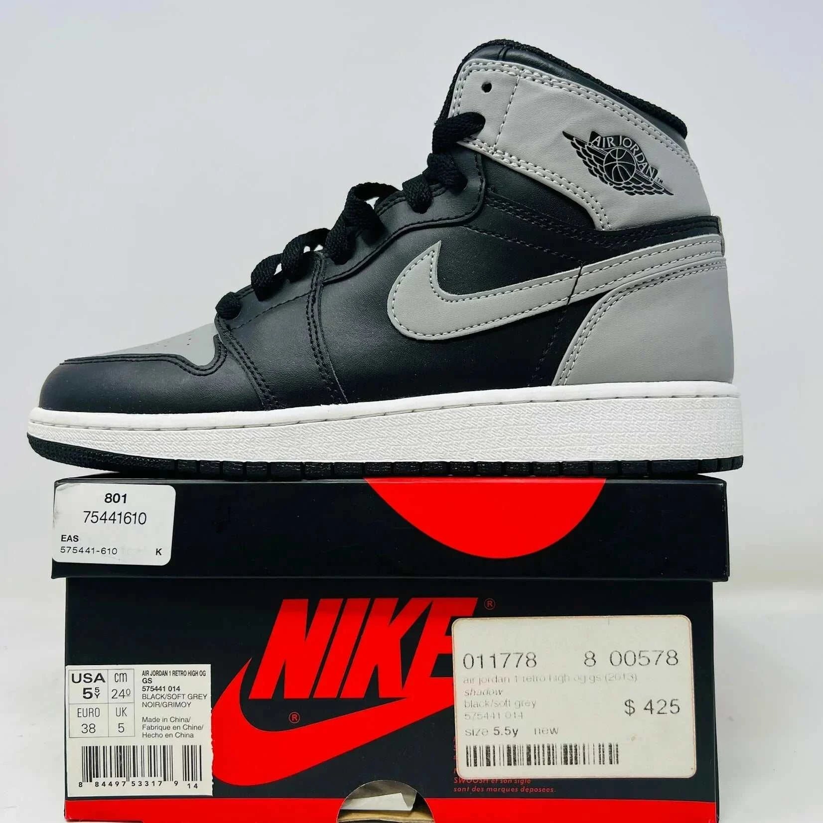 Jordan 1 Retro Shadow 2013 GS with slight heel drag and star loss, good box condition.