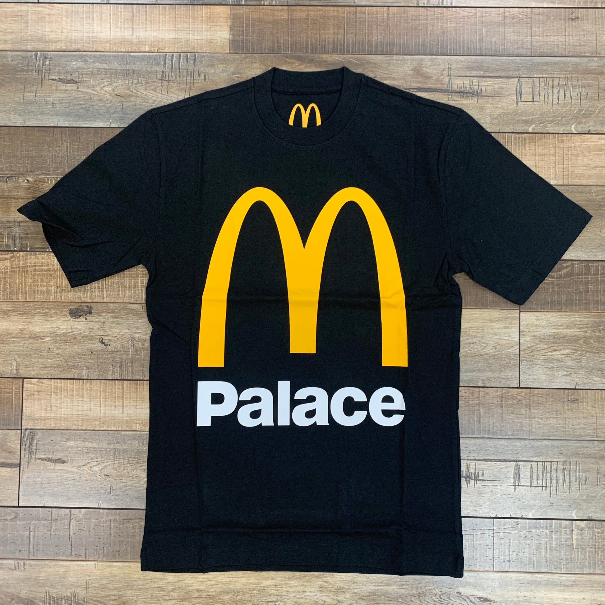 Palace x McDonald's Logo T-shirt Black, Size Small, Brand New