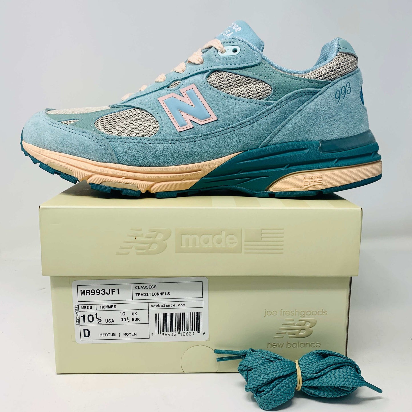 Balance 993 Joe Freshgoods Performance Art Arctic Blue sneakers, size 10.5M, slight wear, comes with extra laces.