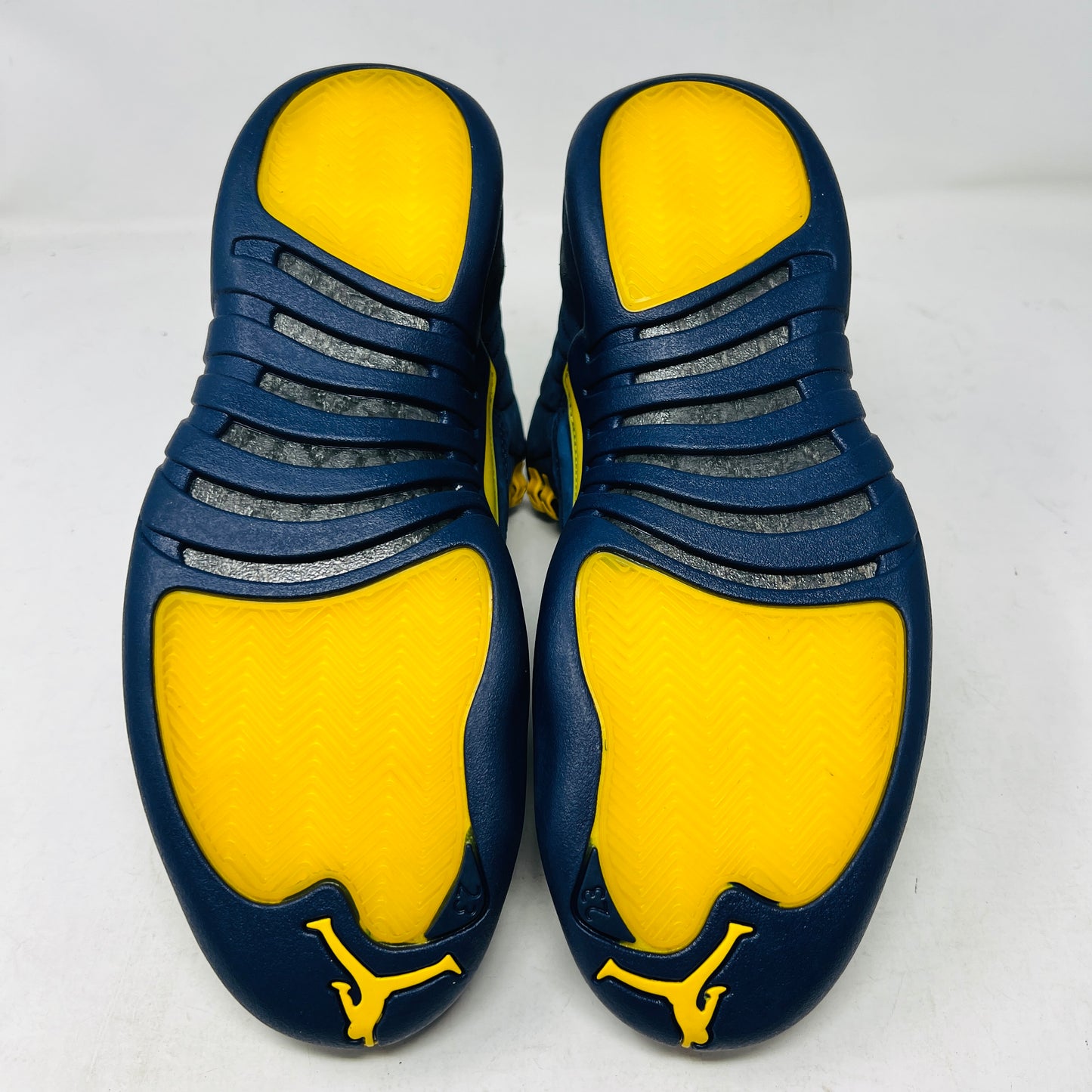 Jordan 12 Retro Michigan