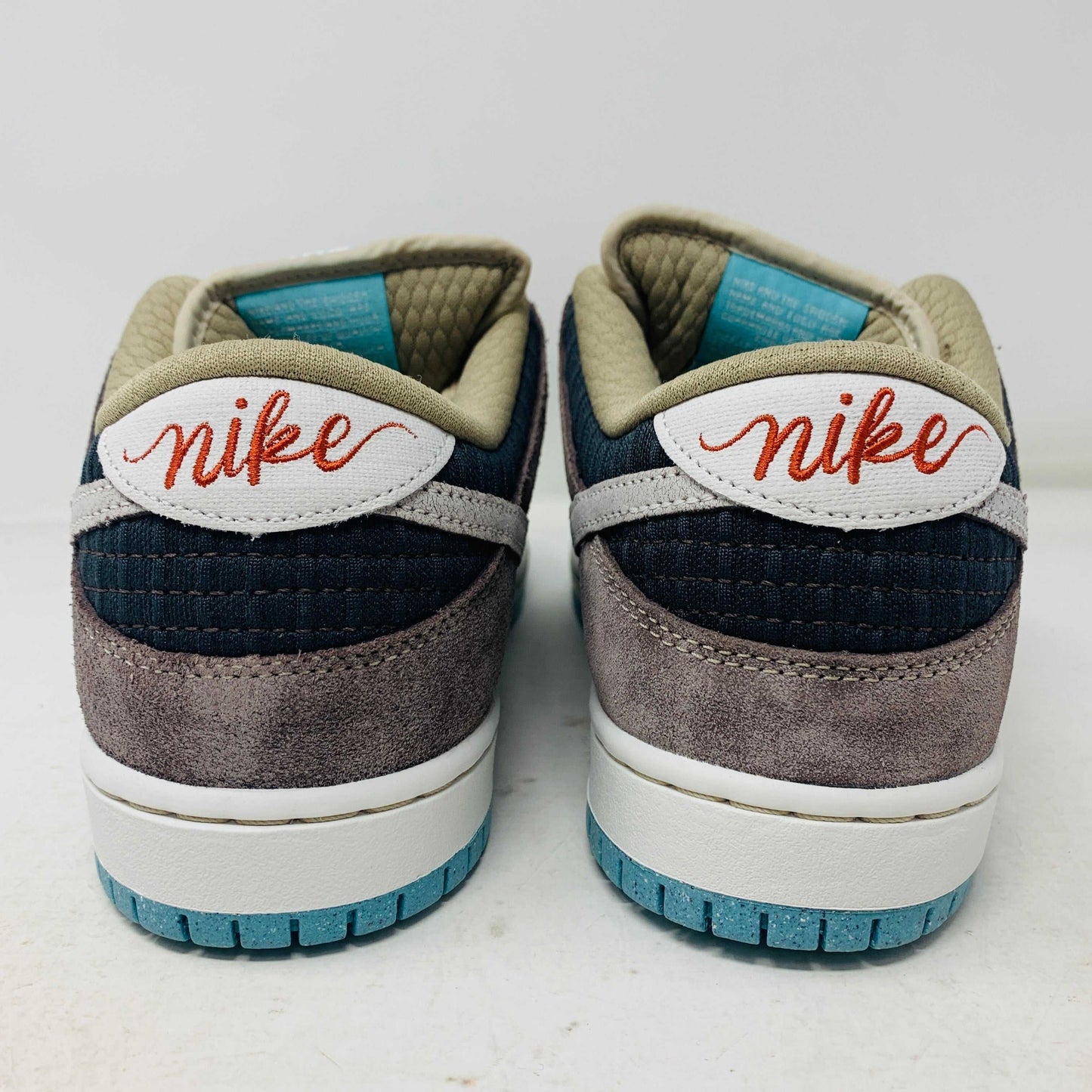 Nike SB Dunk Low Big Money Savings sneakers, rear view.