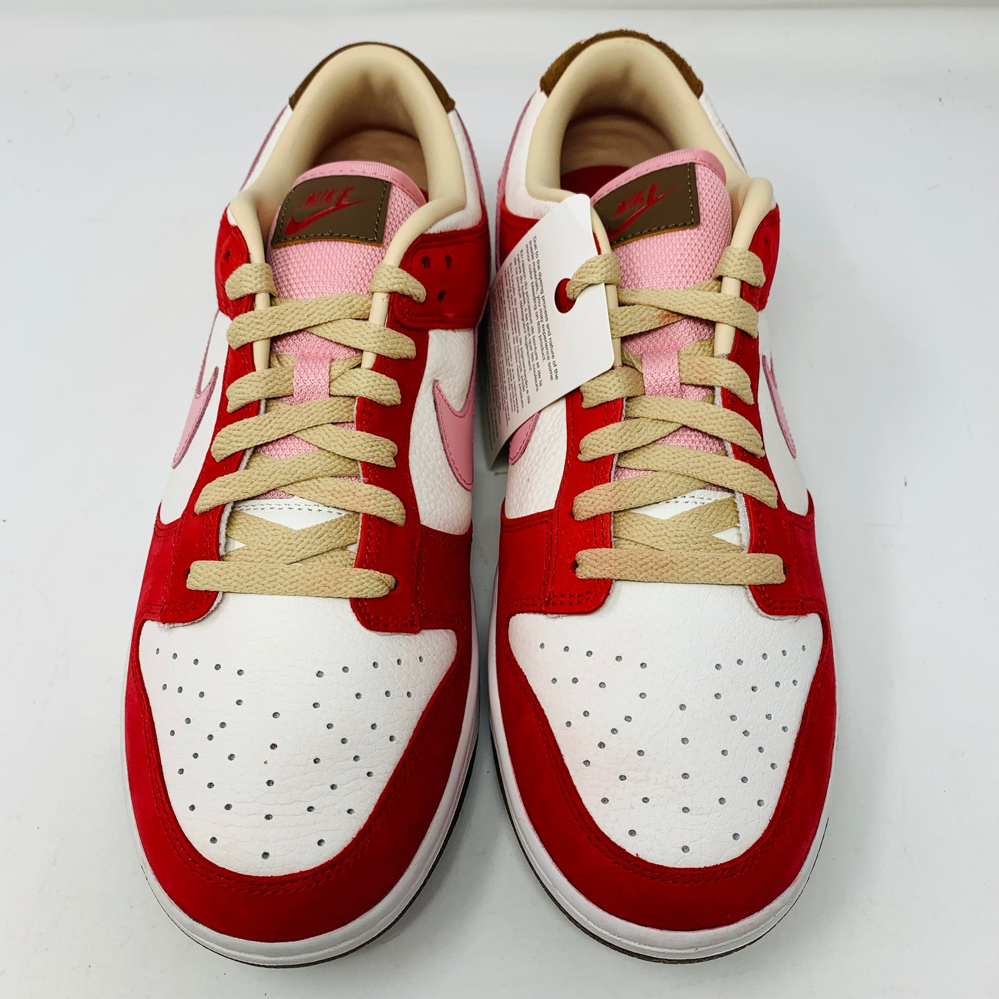 Nike Dunk Low PRM Bacon Women's sneakers, red and white colorway, 2023 model.