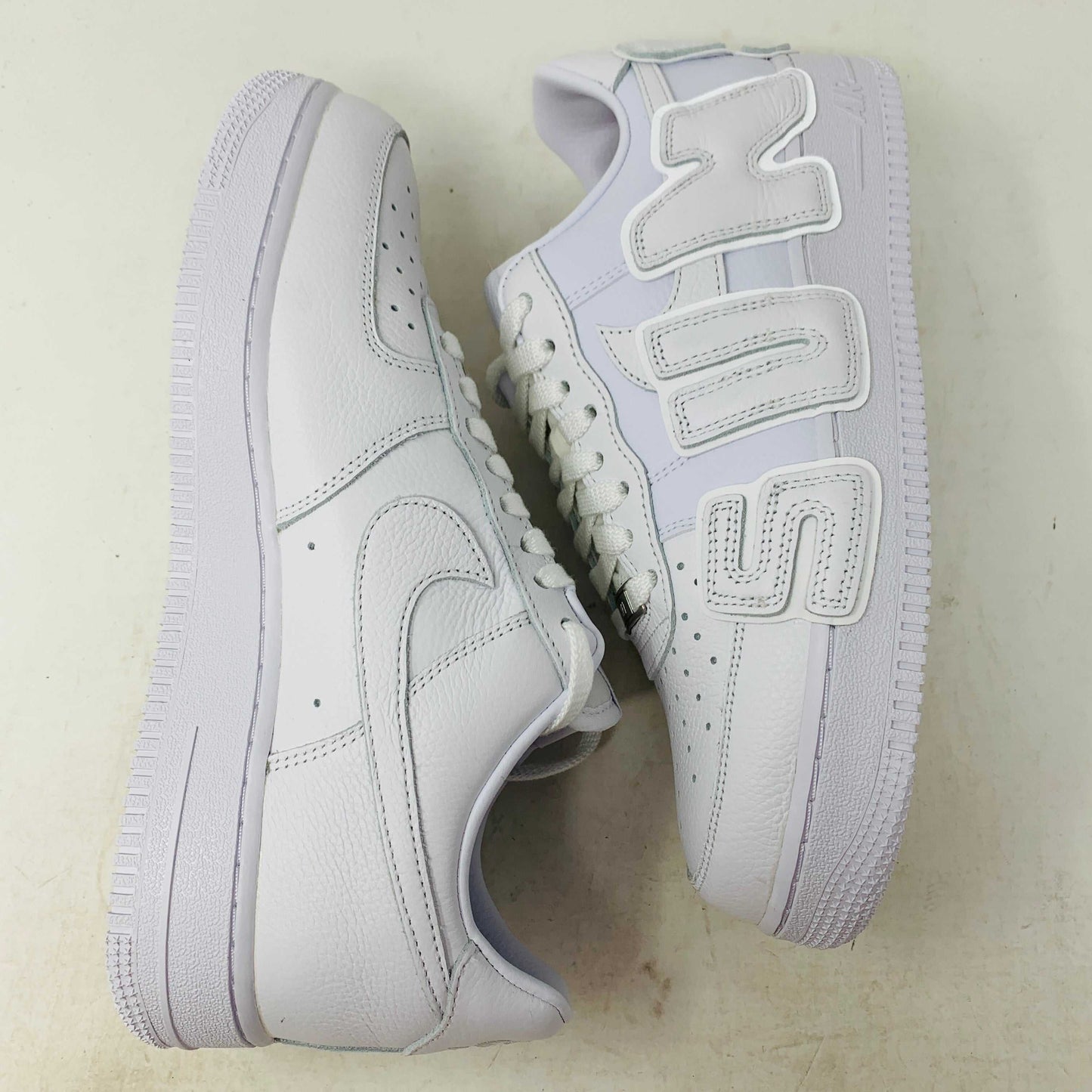 Nike Air Force 1 Low Cactus Plant Flea Market White 2024 sneakers with white laces and dustbag.