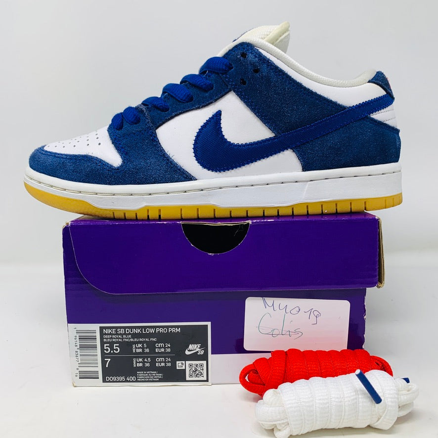 Nike SB Dunk Low Los Angeles Dodgers sneakers with original box and laces, condition 8/10.