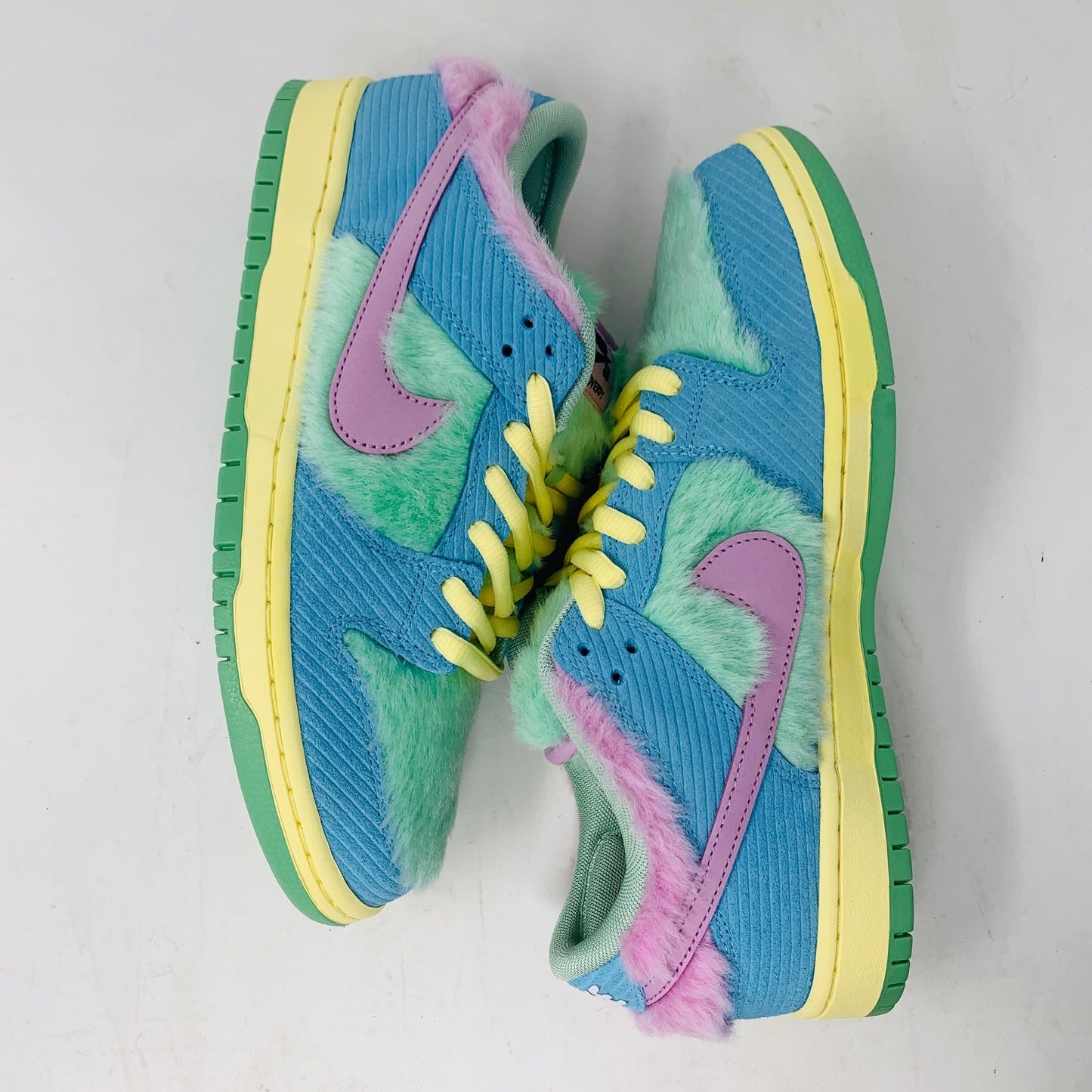 Nike SB Dunk Low Verdy Visty sneakers, brand new, 2024 release, multicolor design.