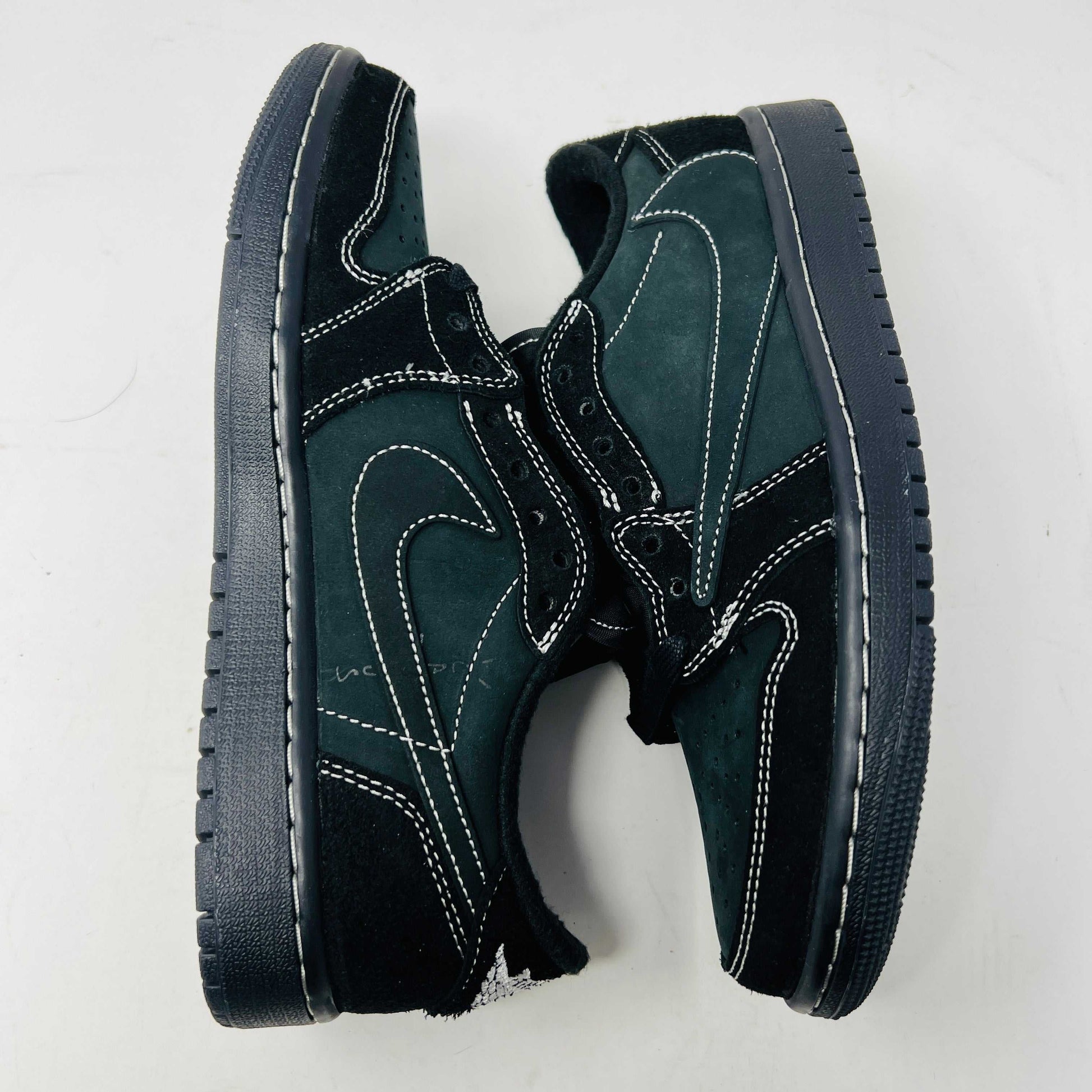 Jordan 1 Retro Low OG SP Travis Scott Black Phantom sneakers, 2022 release, no box, extra laces.