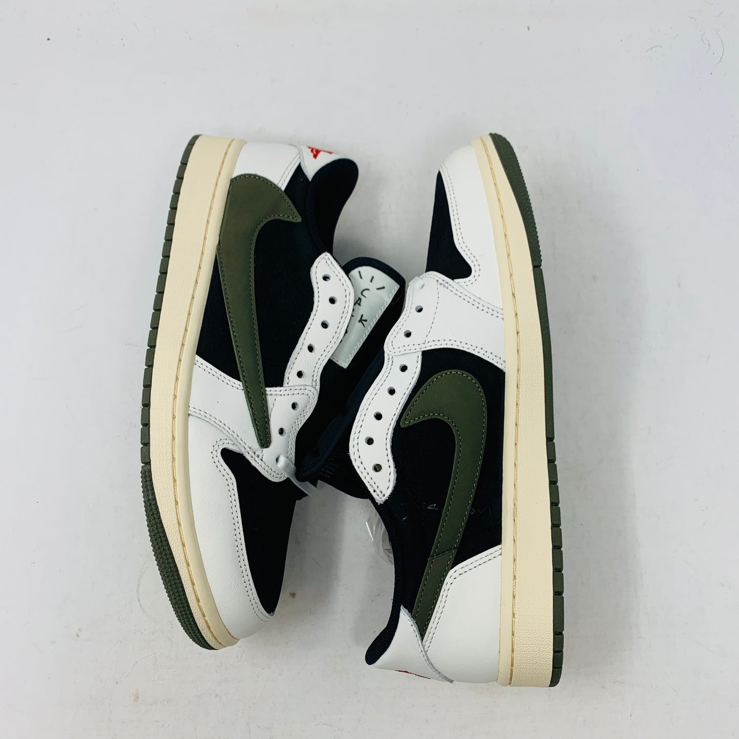 Jordan 1 Retro Low OG SP Travis Scott Olive (W)