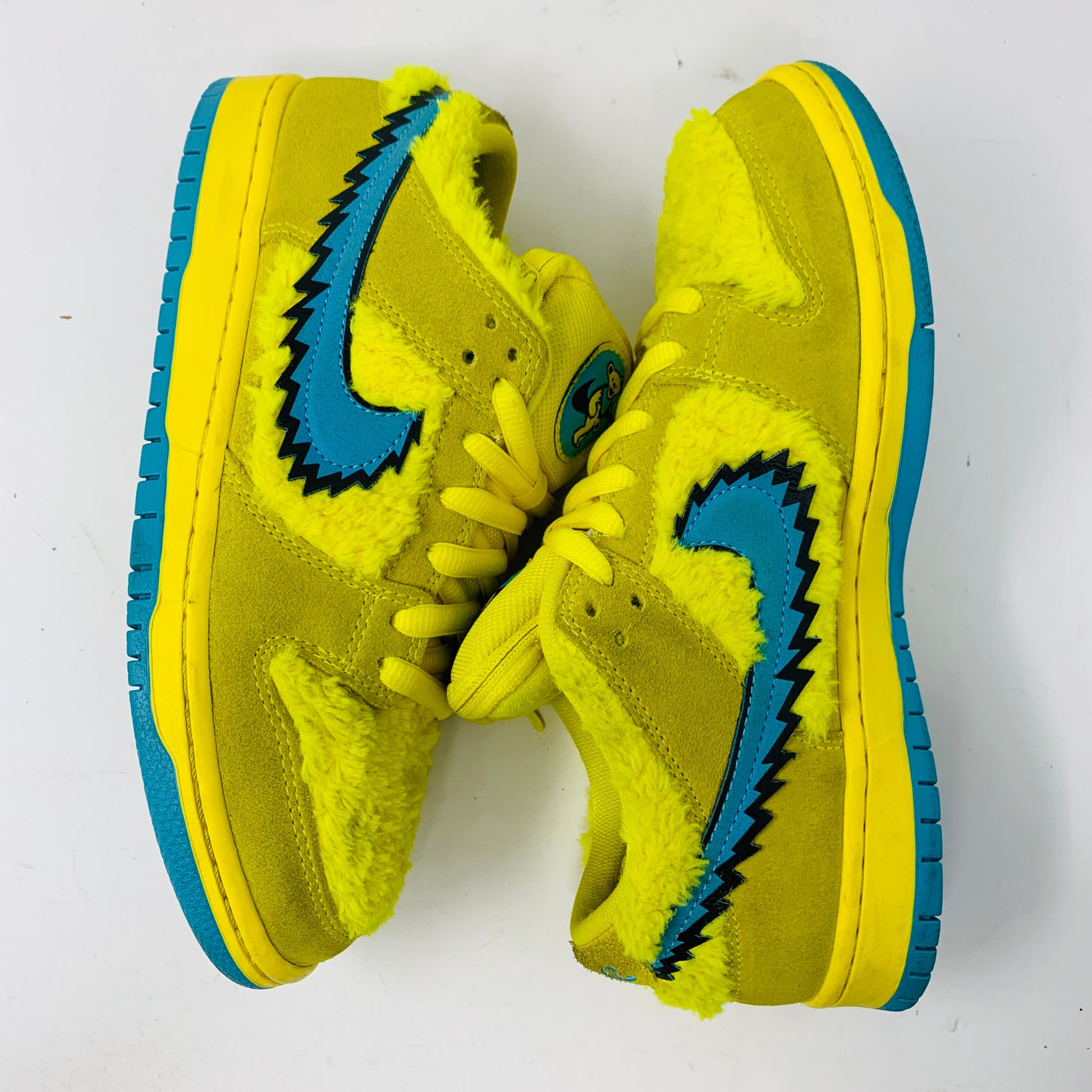 Nike SB Dunk Low Grateful Dead Bears Opti Yellow sneakers with vibrant yellow colorway and Grateful Dead Bears design.