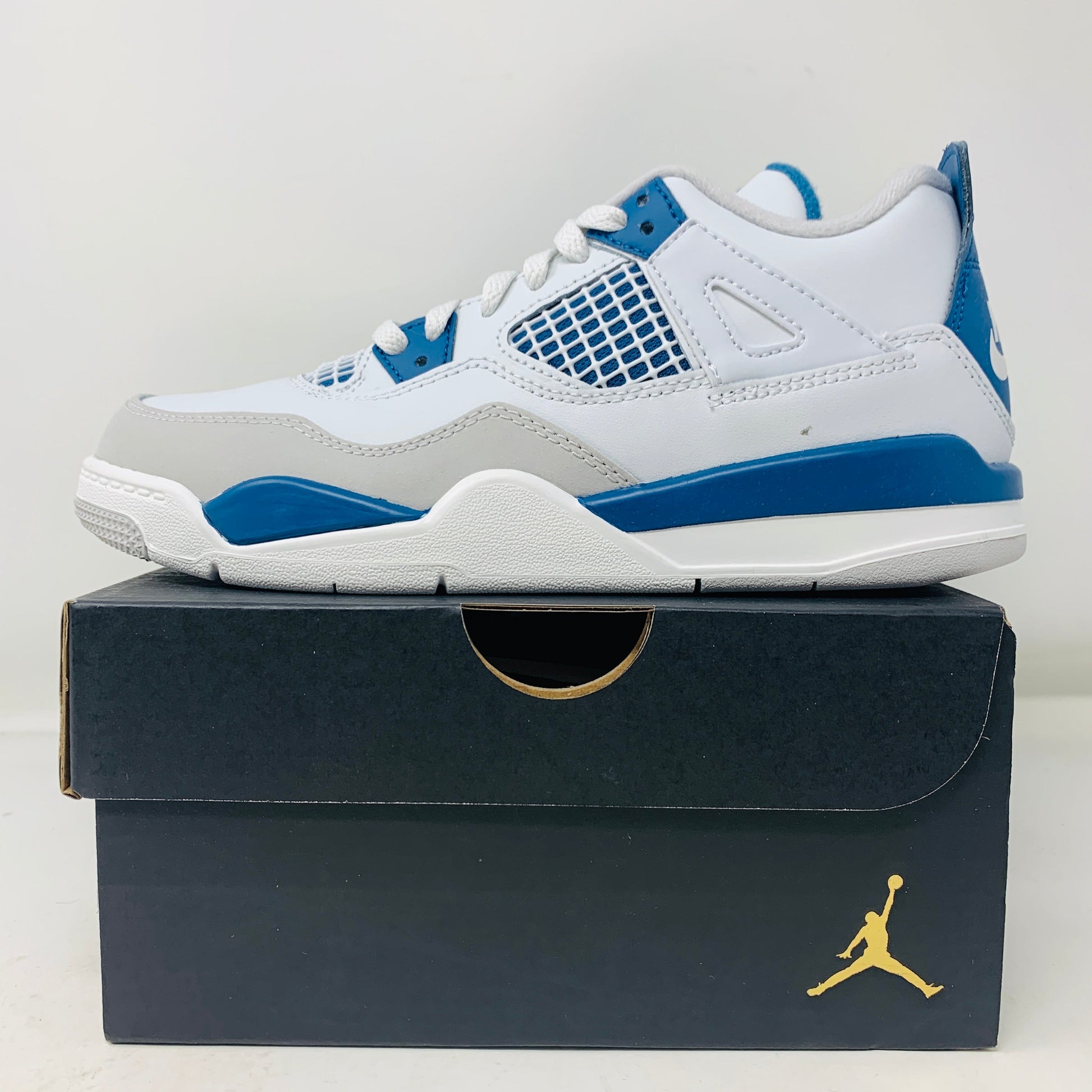 Jordan 4 Retro Military Blue 2024 PS shoes in brand new condition with original box.