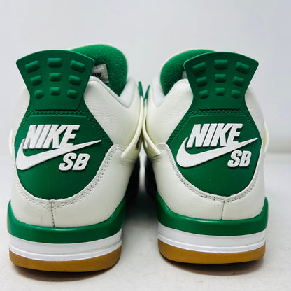 Jordan 4 Retro SB Pine Green sneakers, size 9, 2023 model, condition 8.25/10, green accents, white soles.