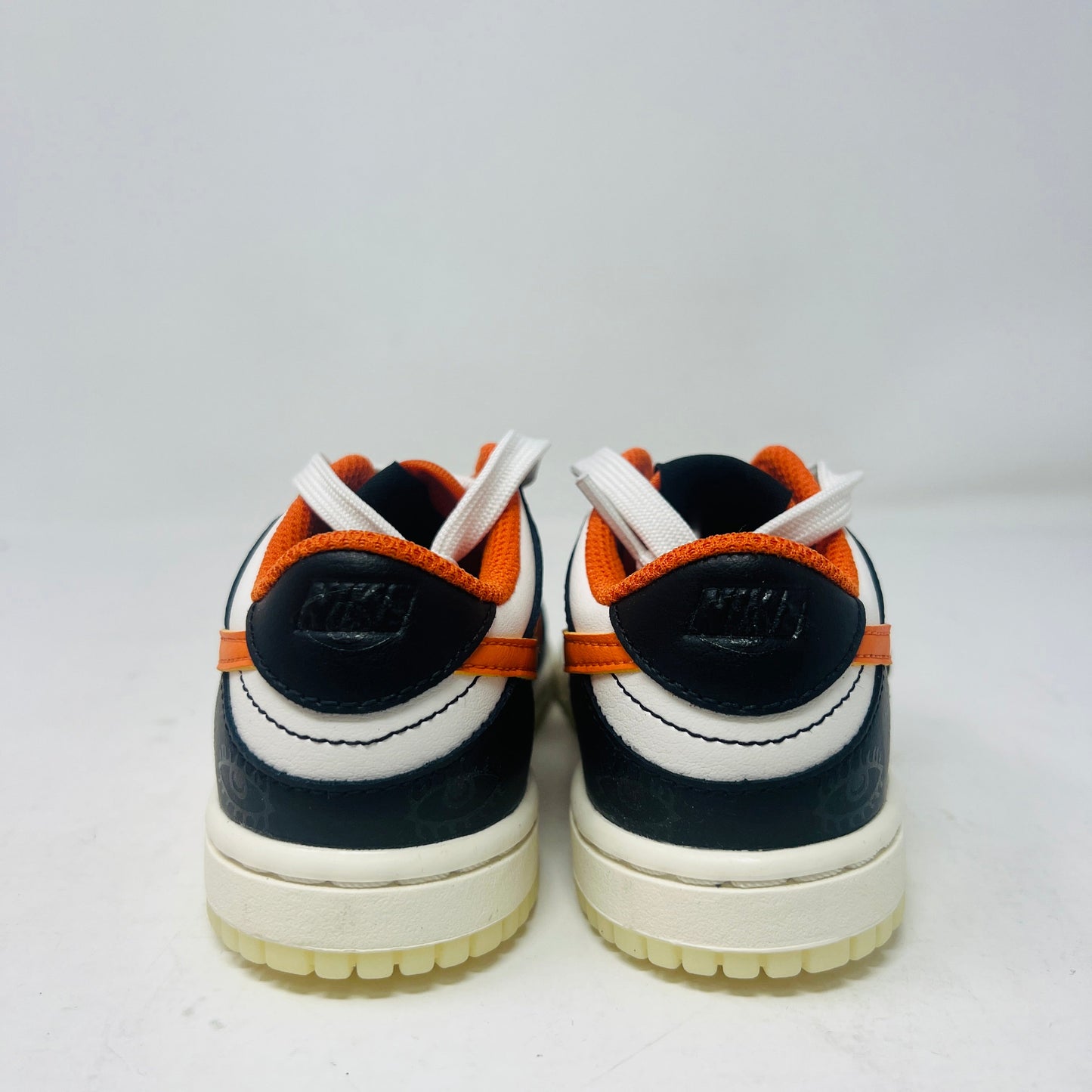 Nike Dunk Low PRM Halloween 2021 TD toddler shoes, brand new, rear view.