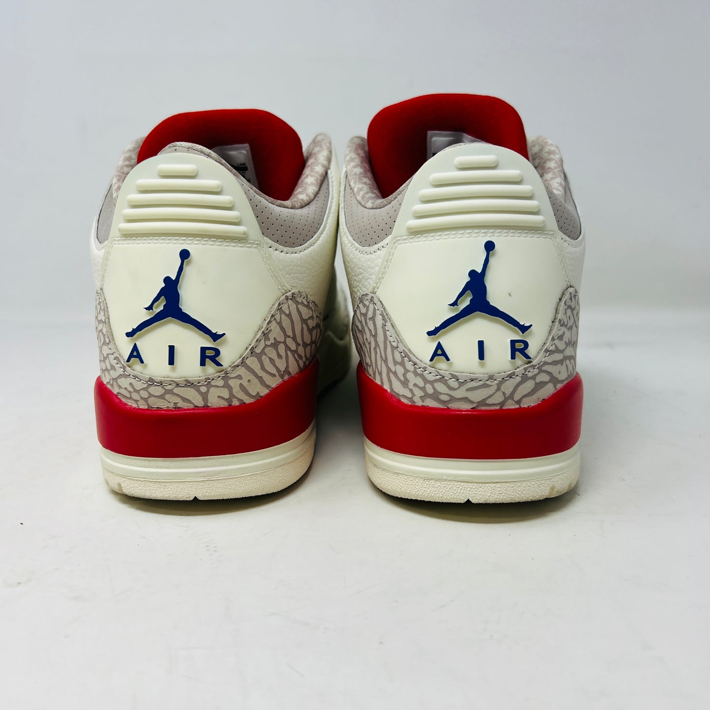 Jordan 3 Retro International Flight