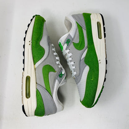 Nike Air Max 1 Patta 5th Anniversary Chlorophyll sneakers, size 10.5M, 2009, green and gray design.