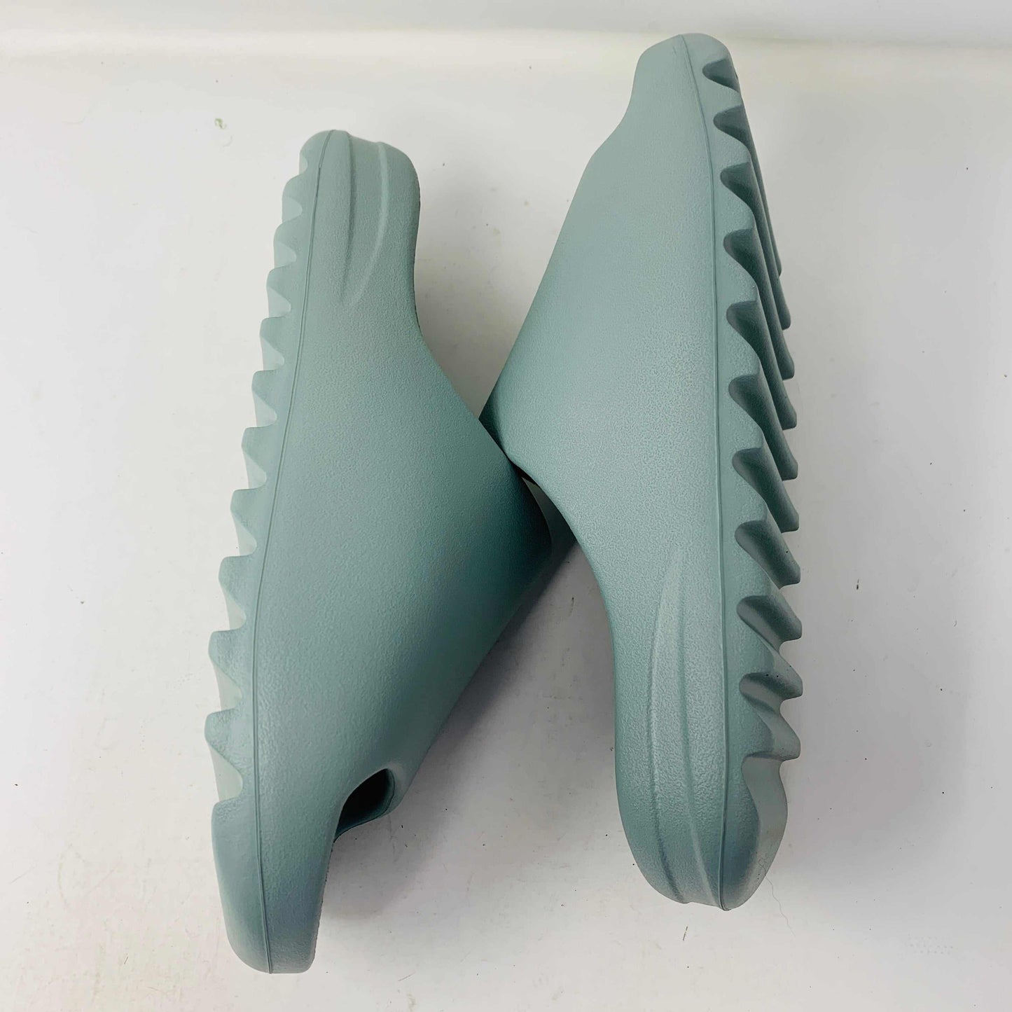 Yeezy Slide Salt 2024 mint green slides, brand new condition with good box.