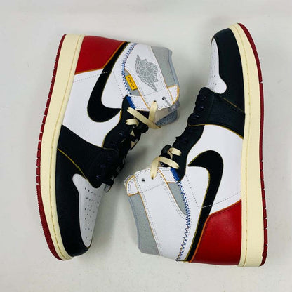 Jordan 1 Union Black Toe sneakers, 2018 release, brand new condition, with yellow and black laces, and hang tag.