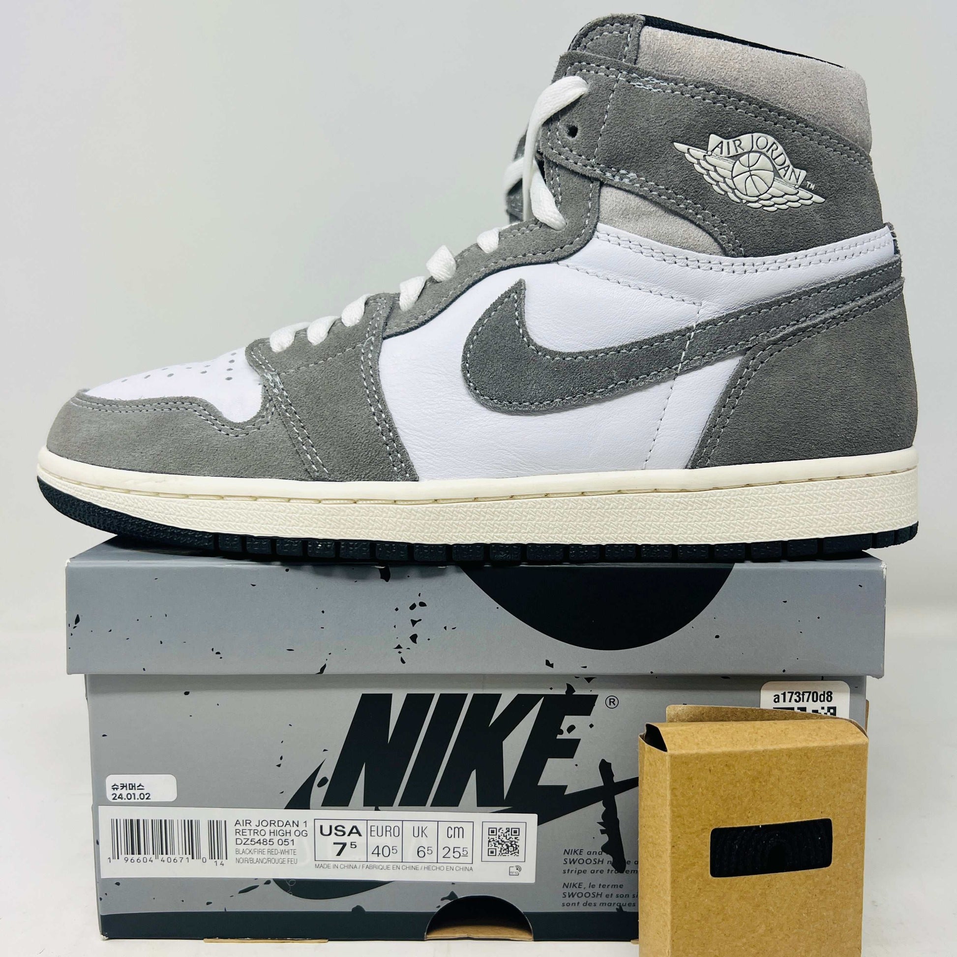 Jordan 1 Retro High OG Washed Black sneakers, size 7.5, 2023 model.