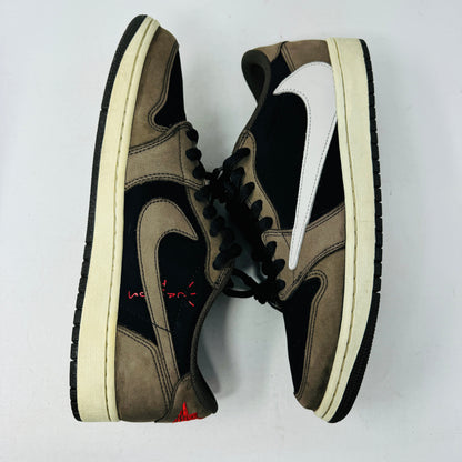 Jordan 1 Retro Low OG SP Travis Scott Mocha sneakers, size 10.5M, 2019 release, worn condition with original box and accessories.