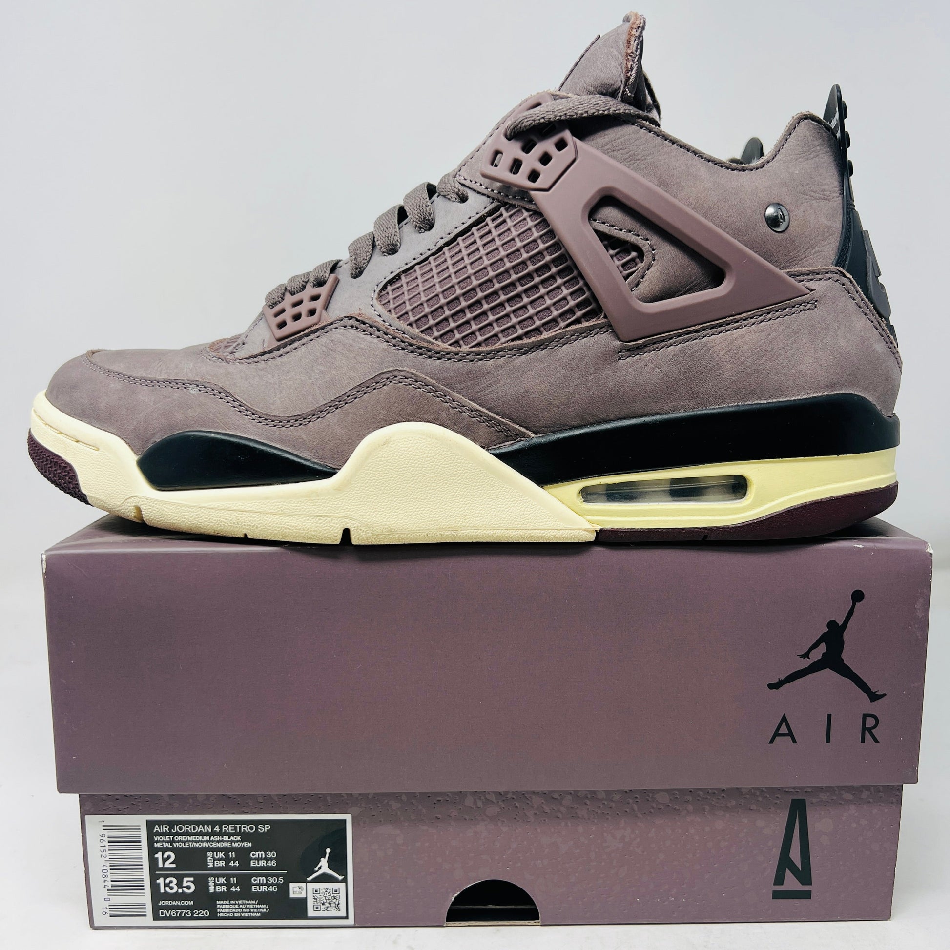 Jordan 4 Retro SP A Ma Maniére Violet Ore sneaker in size 12M on original box, 2022 release.