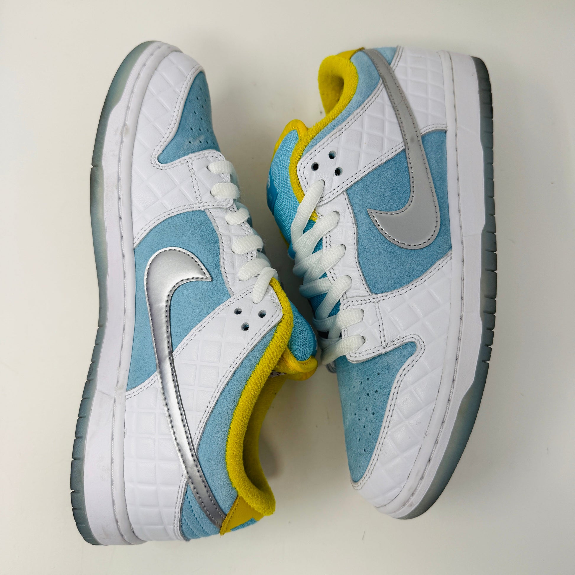 Nike SB Dunk Low FTC Lagoon Pulse sneakers size 10, clean condition with extra laces.