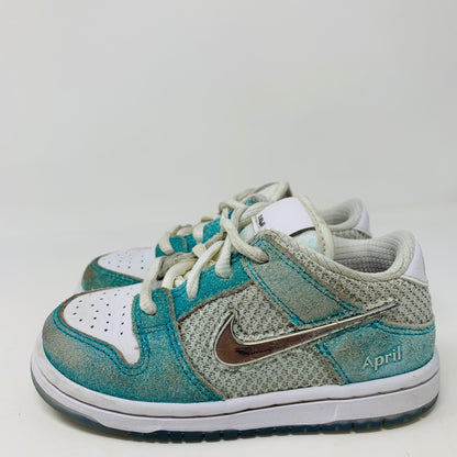 Nike SB Dunk Low April Skateboards TD sneakers in used condition without box, 2023 model.