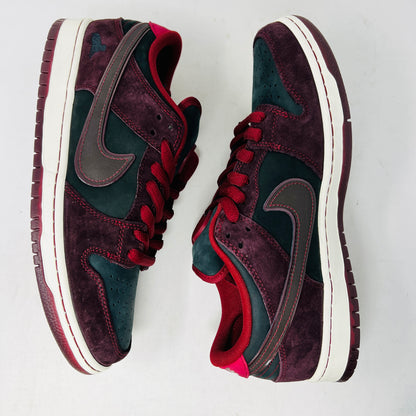 Nike SB Dunk Low Riot Skateshop