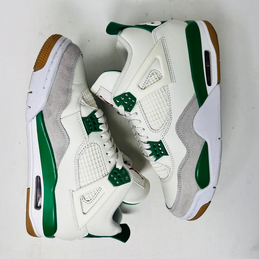 Jordan 4 Retro SB Pine Green